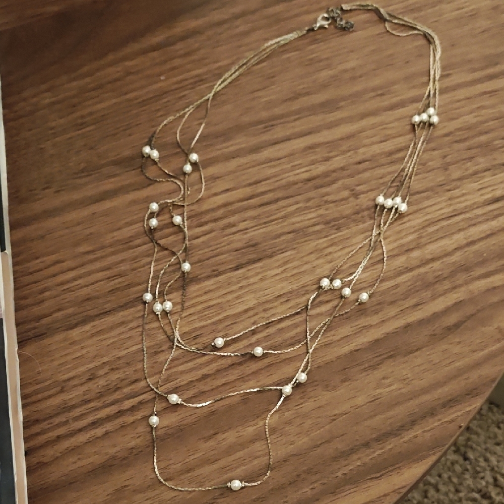 Elegant silver Color and Pearl Necklace